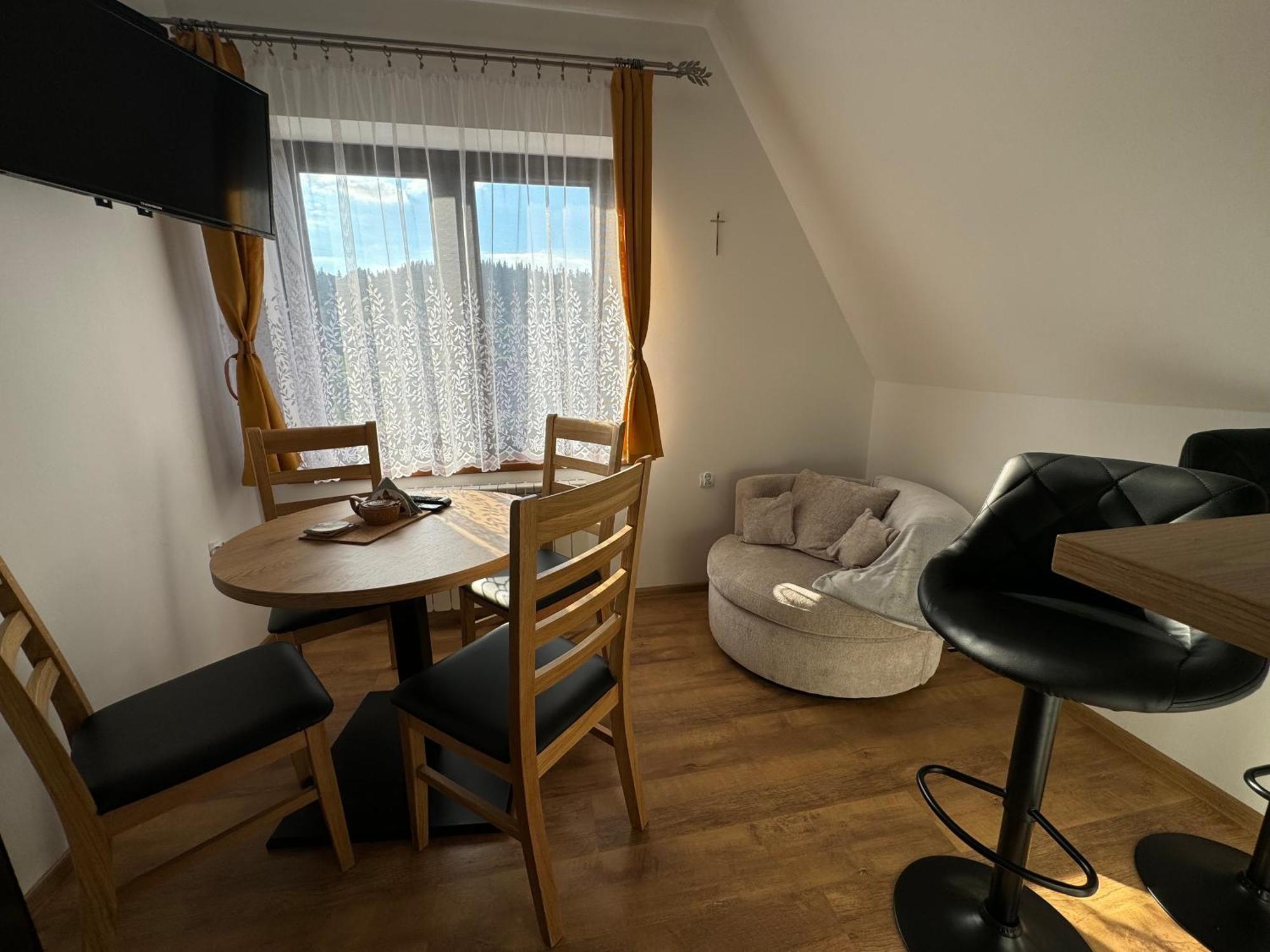 Gut Apartment Poronin Exteriör bild
